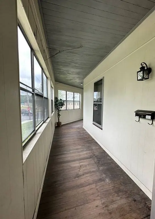 171 Vernon St, Gardner, MA 01440