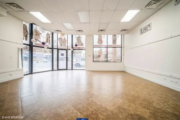 2952 W Irving Park RD #D, Chicago, IL 60618