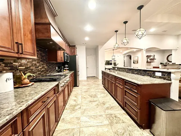 7575 Saddleridge Drive, Dallas, TX 75249