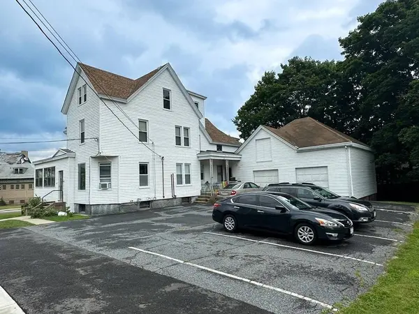 171 Vernon St, Gardner, MA 01440