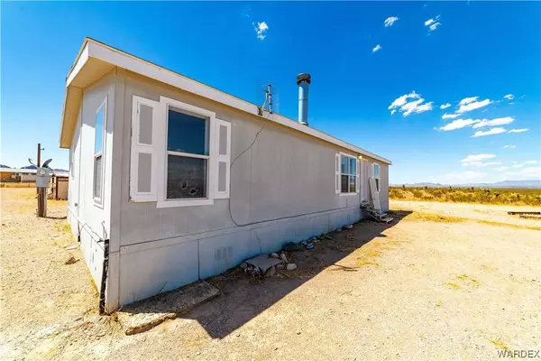 3417 S Amethyst RD, Golden Valley, AZ 86413