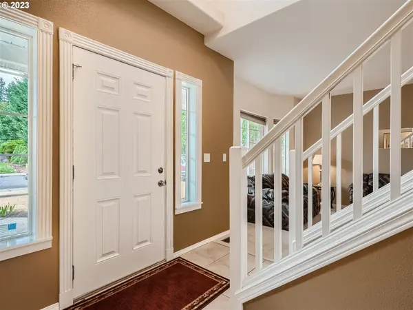 35738 SKYLINE DR, St Helens, OR 97051