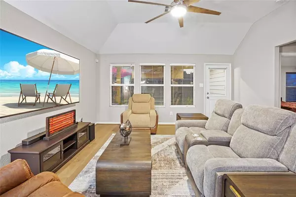 7811 Koloa River CT, Houston, TX 77040