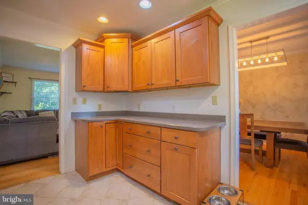 442 POETS LN, Inwood, WV 25428