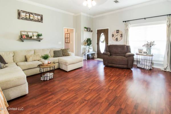 436 Vista Court, Richland, MS 39218