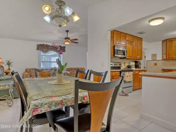 1878 Macklin Street NW, Palm Bay, FL 32907