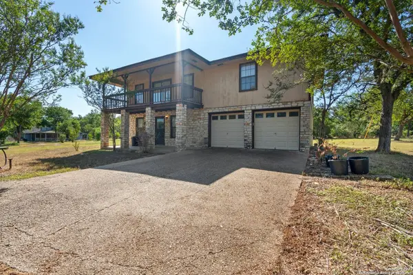 6104 FM 672, Dale, TX 78616