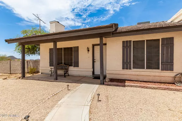 13240 S KIVA Road, Buckeye, AZ 85326