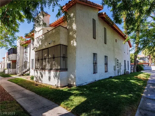 1701 E Katie Avenue #44, Las Vegas, NV 89119