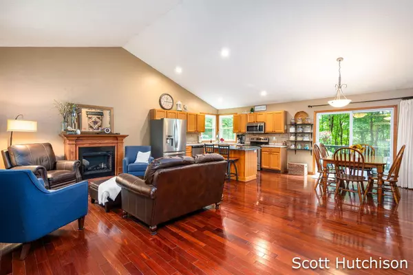 10756 Green Timber Drive, Greenville, MI 48838