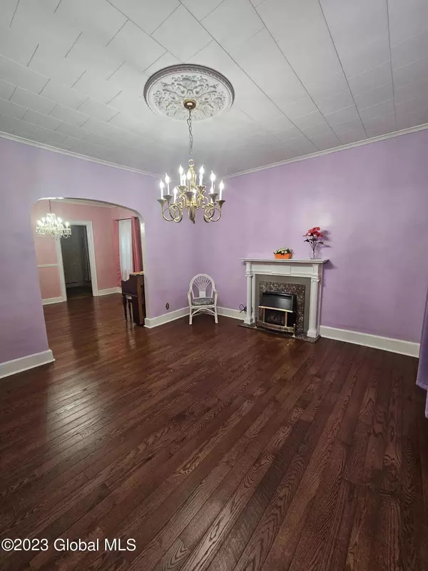 15-17 High Street, Amsterdam, NY 12010