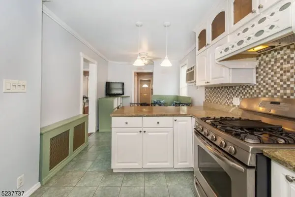 267 Madison Ave, Clifton City, NJ 07011