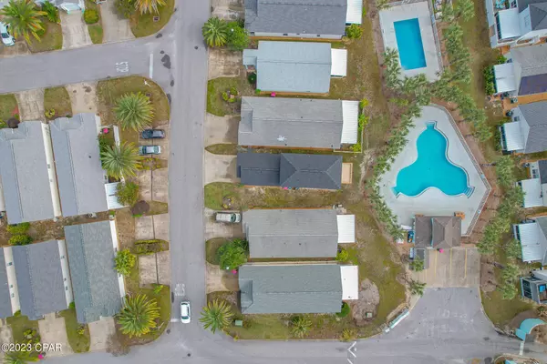 11819 Seashore LN, Panama City Beach, FL 32407