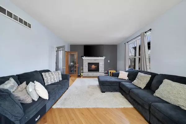 362 Zinnia Drive, Romeoville, IL 60446