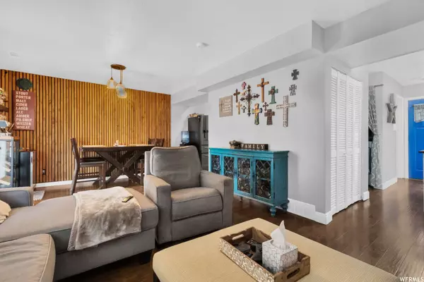 7402 W COPPERVIEW DR S, Magna, UT 84044