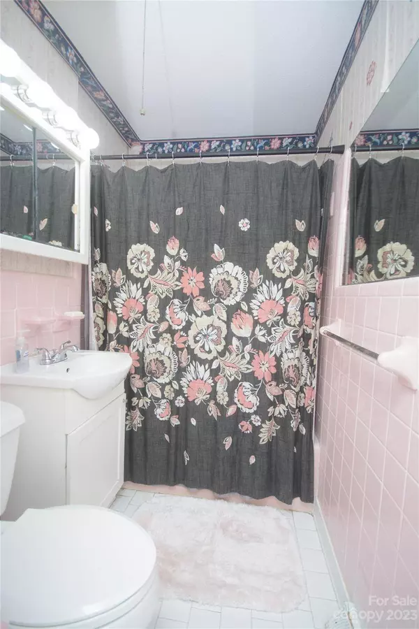 504 Brendale DR, Chester, SC 29706