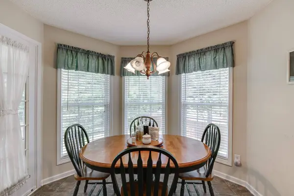 980 Tynsdale DR, Douglasville, GA 30134