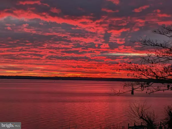 397 OVERLOOK DR, Lusby, MD 20657