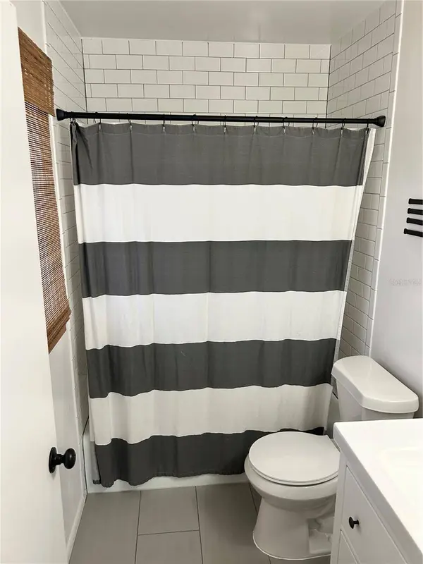 2895 SIESTA DR, Venice, FL 34293