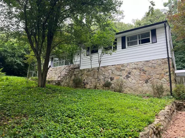 416 Tiktin Dr, Chattanooga, TN 37415