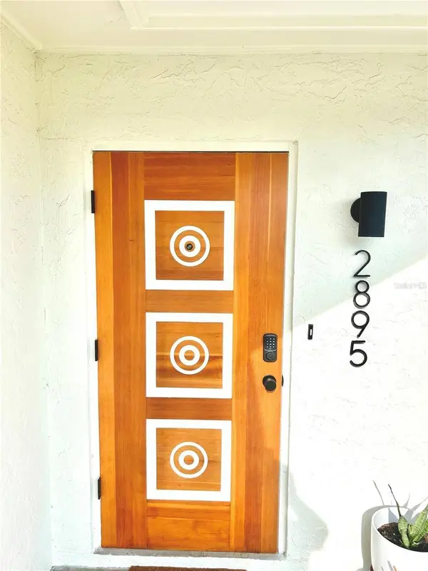 2895 SIESTA DR, Venice, FL 34293