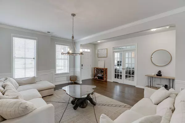 2071 Yvette WAY, Braselton, GA 30517