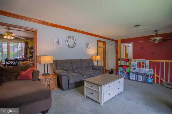 81 EVANS RUN DR, Martinsburg, WV 25405