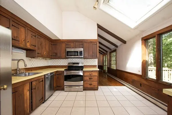 452 Franklin St, Duxbury, MA 02332