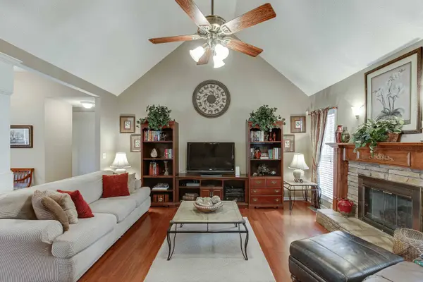 980 Tynsdale DR, Douglasville, GA 30134