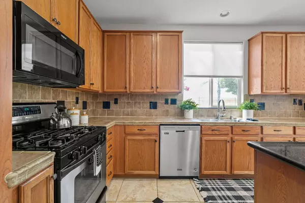 888 Downing CIR, Lincoln, CA 95648