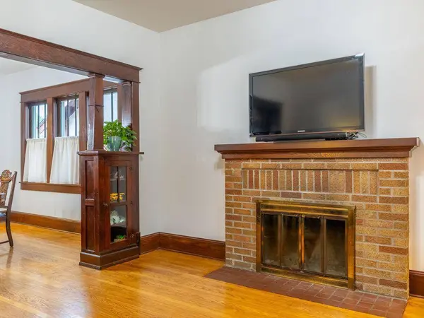 1159 Hawthorne AVE E, Saint Paul, MN 55106