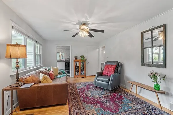 101-1/2 Main St, Groveland, MA 01834