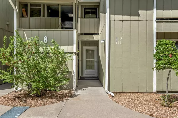 505 Oppenheimer DR #811, Los Alamos, NM 87544