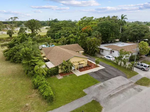 Lake Worth, FL 33463