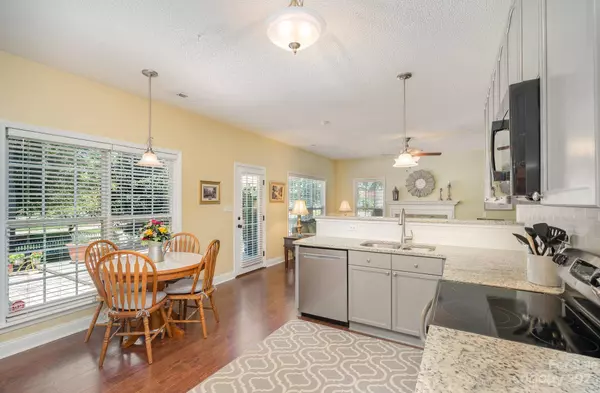 2829 Patten Hill DR, Matthews, NC 28105