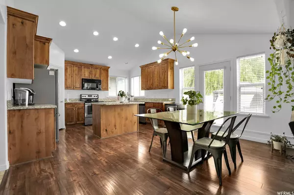 3892 W SIENNA DUNE DR, South Jordan, UT 84009