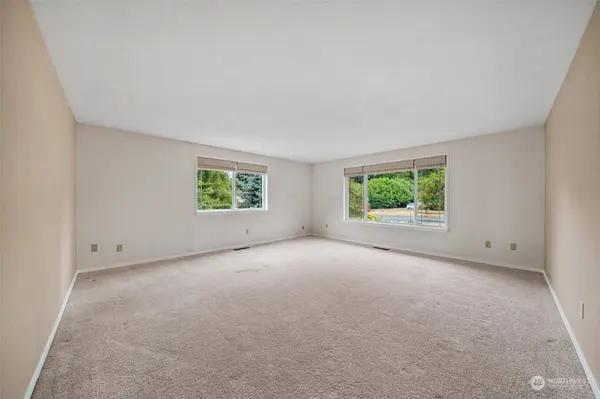 10502 131st ST E, Puyallup, WA 98374