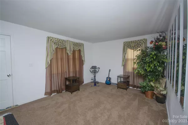 504 Brendale DR, Chester, SC 29706