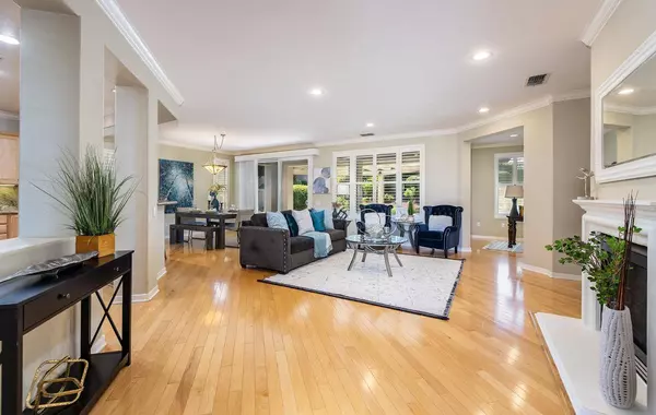 2603 Warbler LN, Lincoln, CA 95648