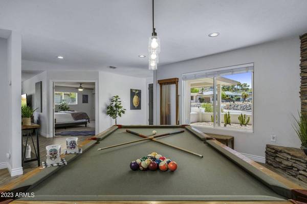 3020 E MISSION Lane, Phoenix, AZ 85028