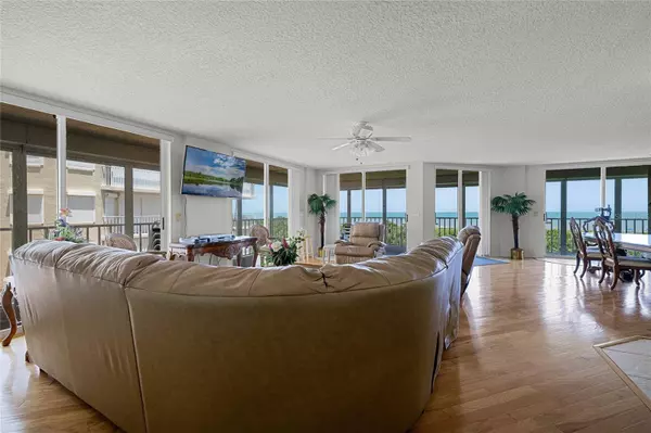 3400 OCEAN BEACH BLVD #307, Cocoa Beach, FL 32931