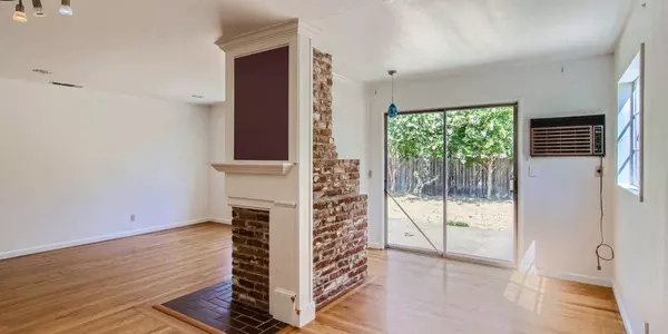 3037 Maison WAY, Sacramento, CA 95864