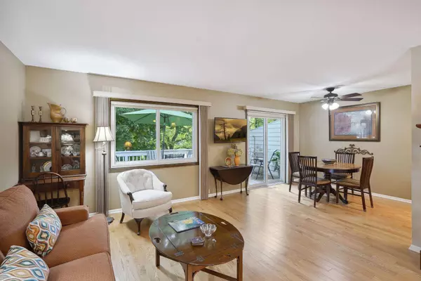 11166 Xavier CT, Bloomington, MN 55437