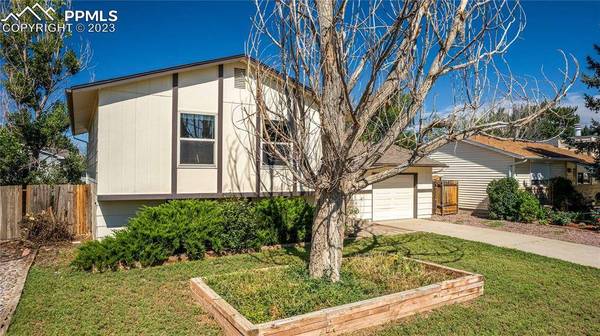 7320 Sneffels ST, Colorado Springs, CO 80911