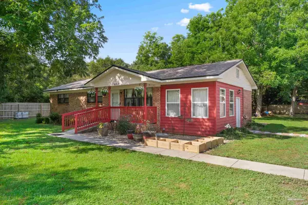 5515 Sun Valley Dr, Pensacola, FL 32505