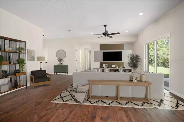 531 LAKEVIEW AVE, Orange City, FL 32763