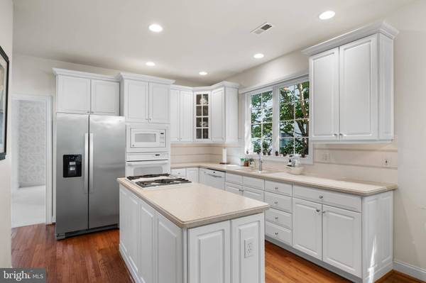 106 INVERNESS DR, Moorestown, NJ 08057