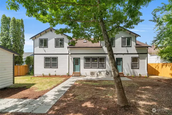 6826 47th AVE NE, Seattle, WA 98115