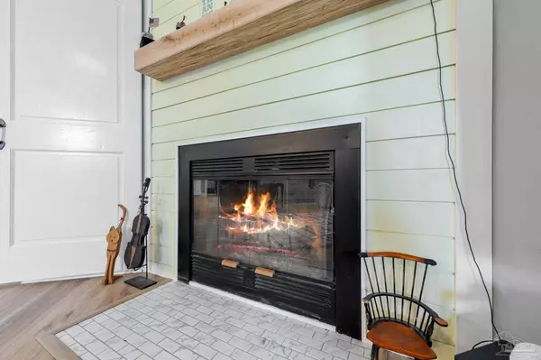 3534 Ashmore Ln, Pace, FL 32571