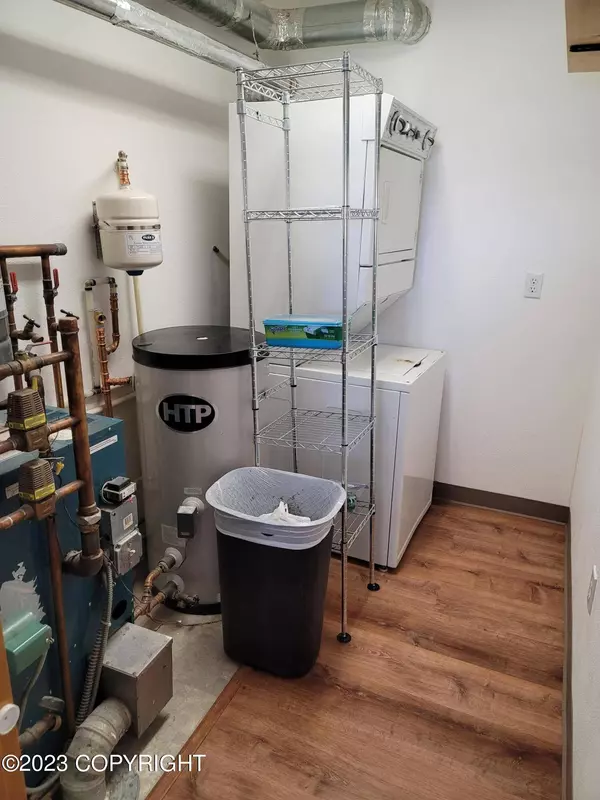 3315 Tahak ST, Barrow, AK 99723